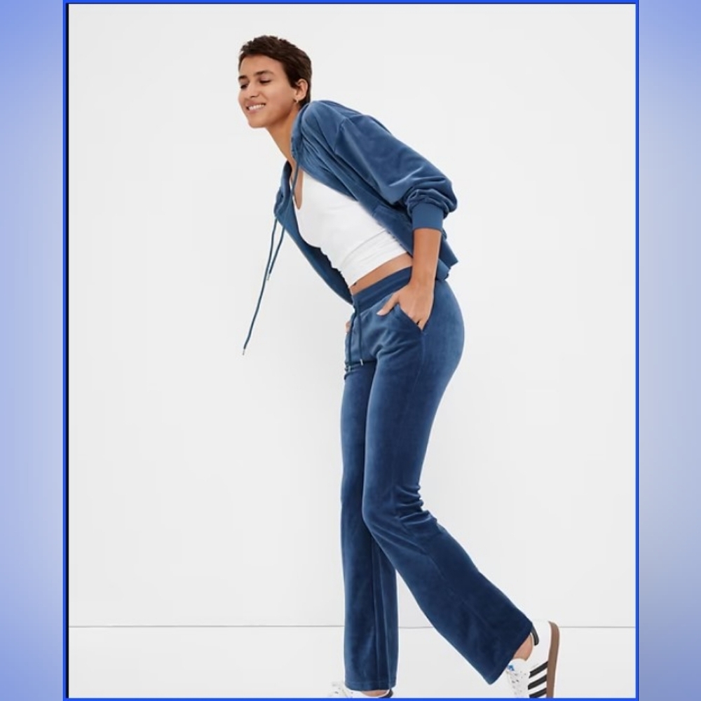 GAP Velour Tracksuit Small TALL full zip hoodie and flare sweatpants.
